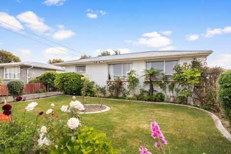 Photo of property in 28 Compton Street, Woolston, Christchurch, 8062