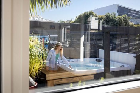 Photo of property in 420a Oceanbeach Road, Mount Maunganui, 3116