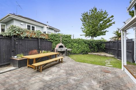 Photo of property in 4 Storey Avenue, Beerescourt, Hamilton, 3200