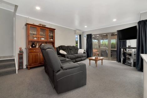 Photo of property in 2 Smylie Close, Ohauiti, Tauranga, 3112