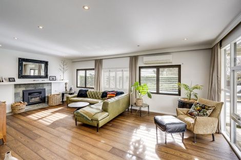 Photo of property in 70 Reynolds Road, Havelock North, 4130
