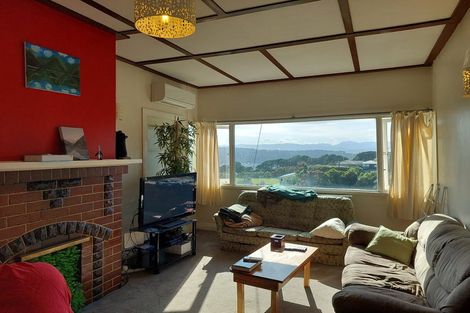 Photo of property in 106 Mortimer Terrace, Brooklyn, Wellington, 6021