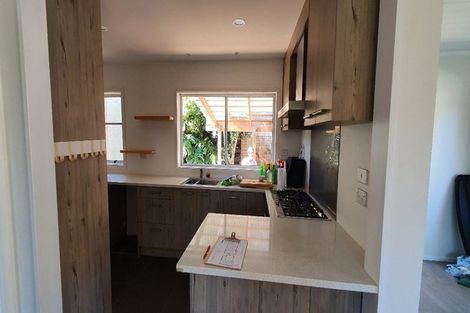 Photo of property in 2/9 Lingham Crescent, Torbay, Auckland, 0630