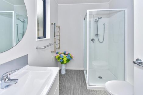 Photo of property in 16a Buller Crescent, Manurewa, Auckland, 2102