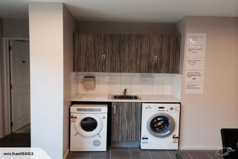 Photo of property in 98 Rattray Street, Riccarton, Christchurch, 8041