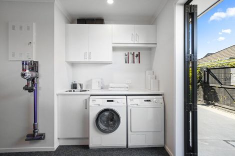 Photo of property in 14 Walter Lawry Road, Paerata, Pukekohe, 2124