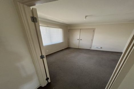Photo of property in 1/80 Gunner Drive, Te Atatu Peninsula, Auckland, 0610