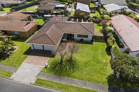 Photo of property in 34 Vivian Wilson Drive, Eastern Beach, Auckland, 2012