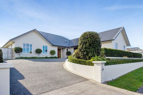 Photo of property in 4 Nikau Place, Hawera, 4610