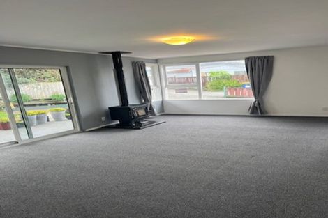 Photo of property in 11 Blue Way, Glendene, Auckland, 0602