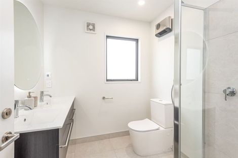 Photo of property in 4/117 Hills Road, Edgeware, Christchurch, 8013