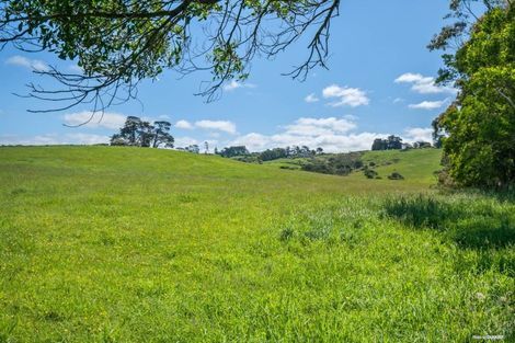 Photo of property in 141 Amreins Road, Taupaki, Henderson, 0782