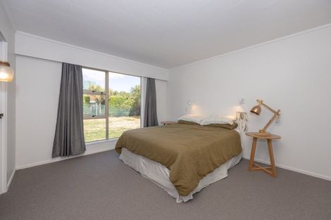 Photo of property in 45 Newcastle Road, Hawea Flat, Lake Hawea, 9382