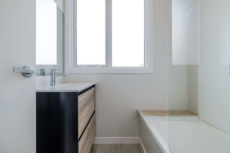 Photo of property in 160 College Street, Awapuni, Palmerston North, 4412