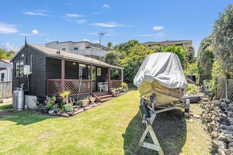 Photo of property in 14 Koromiko Street, Otaki Beach, Otaki, 5512