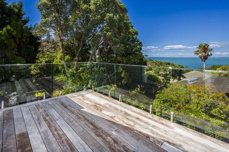 Photo of property in 4/92 Churchill Road, Murrays Bay, Auckland, 0630