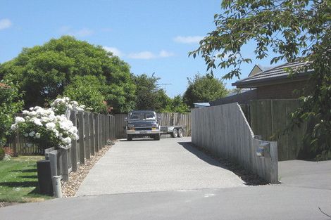 Photo of property in 26 Rue De La Mare, Parklands, Christchurch, 8083