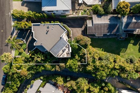 Photo of property in 39 Eastcliffe Road, Castor Bay, Auckland, 0620