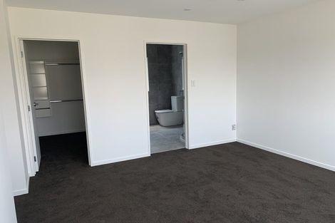 Photo of property in 70 Kerrykeel Drive, Flat Bush, Auckland, 2019