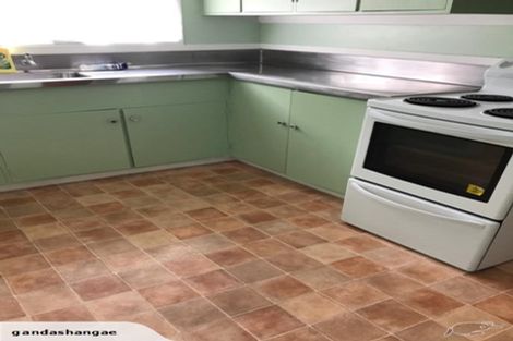 Photo of property in 2/175 Park Road, West End, Palmerston North, 4410