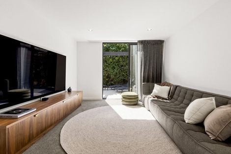 Photo of property in 513 Peninsula Road, Kelvin Heights, Queenstown, 9300