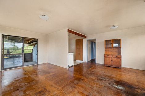 Photo of property in 14 Rehia Road, Massey, Auckland, 0614