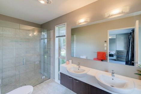 Photo of property in 11 Cairnbrae Drive, Prebbleton, 7604