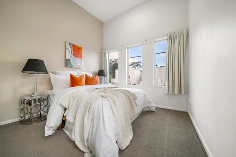 Photo of property in 3/206 Manuka Road, Bayview, Auckland, 0629