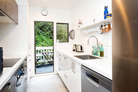 Photo of property in 4/80 Battery Road, Ahuriri, Napier, 4110