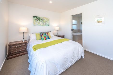 Photo of property in 16 Egmont Street, Patea, 4520