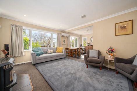 Photo of property in 38 Hine Road, Wainuiomata, Lower Hutt, 5014