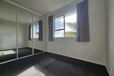 Photo of property in 2/25 Moire Road, Massey, Auckland, 0614