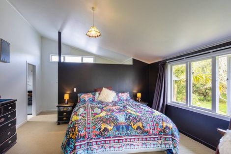 Photo of property in 124 Opouteke Road, Kaihu, 0379