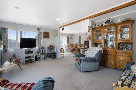 Photo of property in 74 Dillon Street, Waihi Beach, 3611