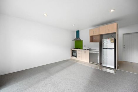 Photo of property in 2/41 York Street, Hamilton East, Hamilton, 3216