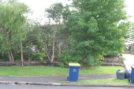 Photo of property in 9 Roick Parade, Glen Eden, Auckland, 0602