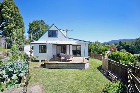 Photo of property in 10 Muir Place, Te Puke, 3119