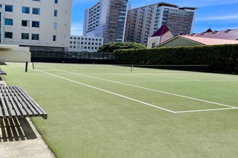 Photo of property in Sanctum Apartment, 10 Ebor Street, Te Aro, Wellington, 6011