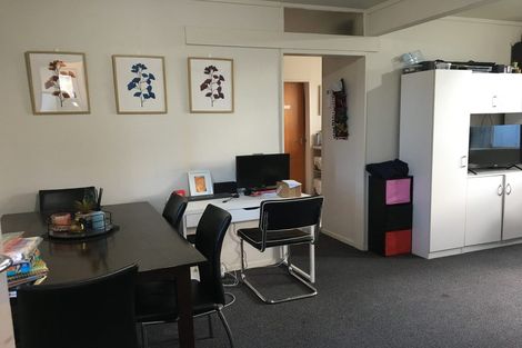 Photo of property in 28h Leighton Avenue, Waiwhetu, Lower Hutt, 5010