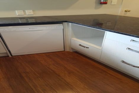 Photo of property in 18 Stanaway Street, Hillcrest, Auckland, 0627