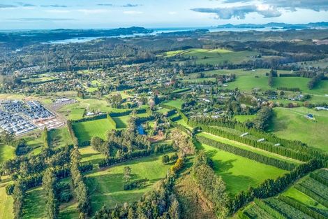 Photo of property in 75 Riddell Road, Kerikeri, 0230