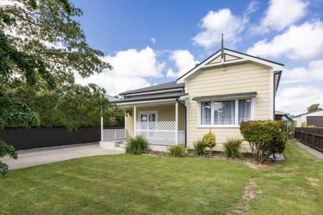 Photo of property in 412 Lascelles Street, Saint Leonards, Hastings, 4120