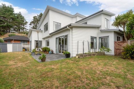 Photo of property in 39 Winsley Terrace, Churton Park, Wellington, 6037