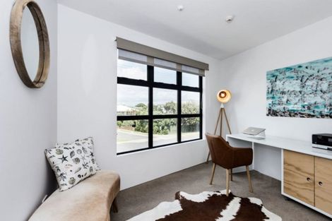Photo of property in 211 Marine Parade, Seatoun, Wellington, 6022