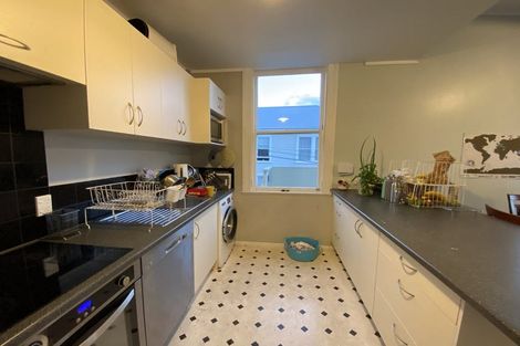 Photo of property in 14 Prince Street, Mount Victoria, Wellington, 6011