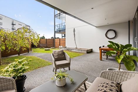 Photo of property in 102d/14 West Quay, Ahuriri, Napier, 4110