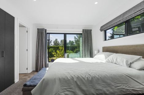 Photo of property in 2 Burgundy Drive, Martinborough, 5711