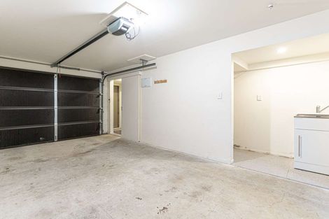 Photo of property in 11 Gordon Place, Newtown, Wellington, 6021