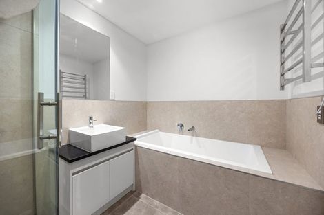 Photo of property in 60 Bordeaux Parade, Te Atatu South, Auckland, 0610