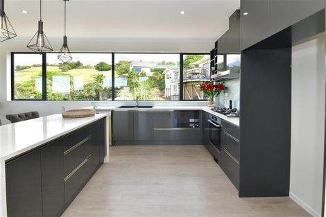 Photo of property in 61 Landmark Terrace, Orewa, 0931